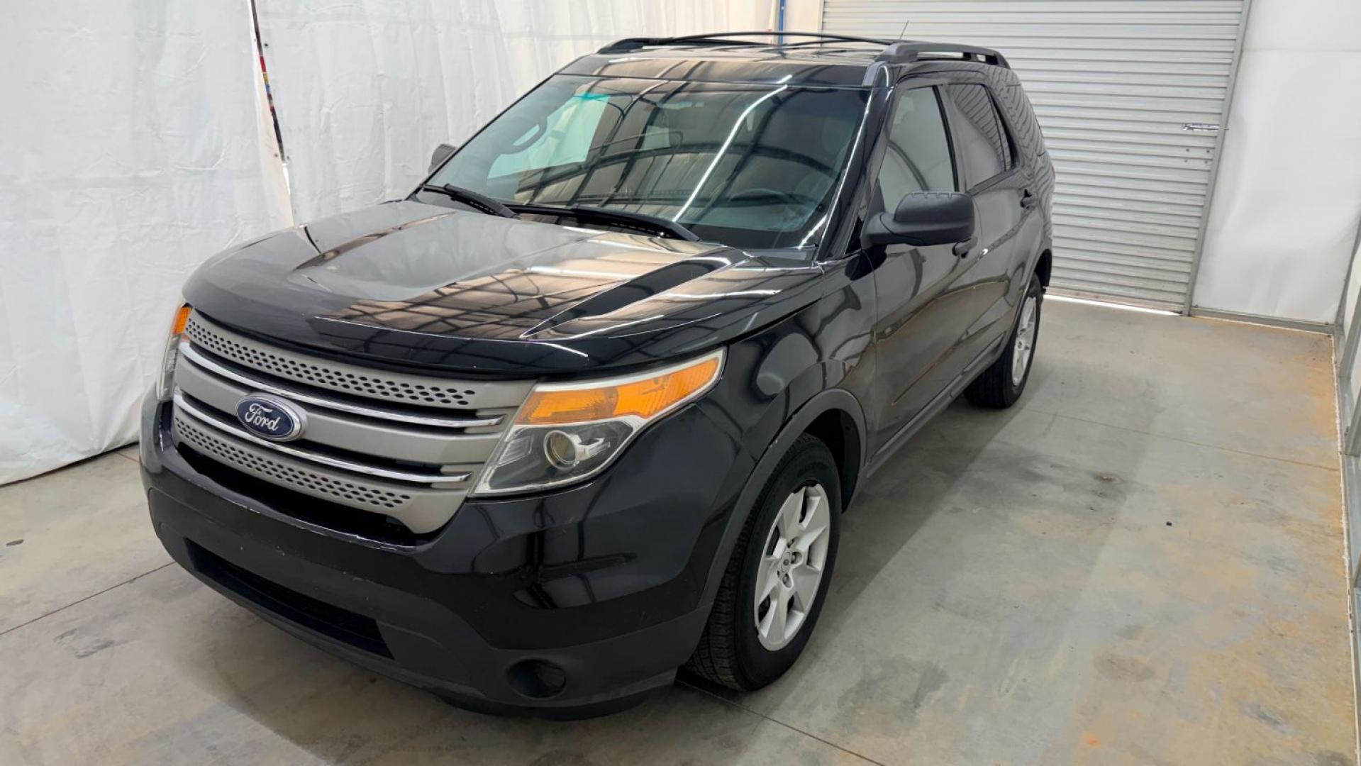 2014 Black Ford Explorer Base FWD (1FM5K7B87EG) with an 3.5L V6 DOHC 24V engine, 6-Speed Automatic transmission, located at 1806 Veterans Memorial Hwy SW, Austell, GA, 30168, (770) 944-9558, 33.817959, -84.606987- Photo#0