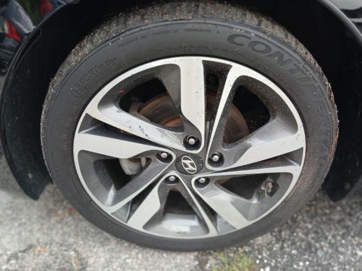 2016 Black Hyundai Elantra SE 6AT (KMHDH4AE4GU) with an 1.8L L4 DOHC 16V engine, 6-Speed Automatic transmission, located at 1806 Veterans Memorial Hwy SW, Austell, GA, 30168, (770) 944-9558, 33.817959, -84.606987 - Photo#20