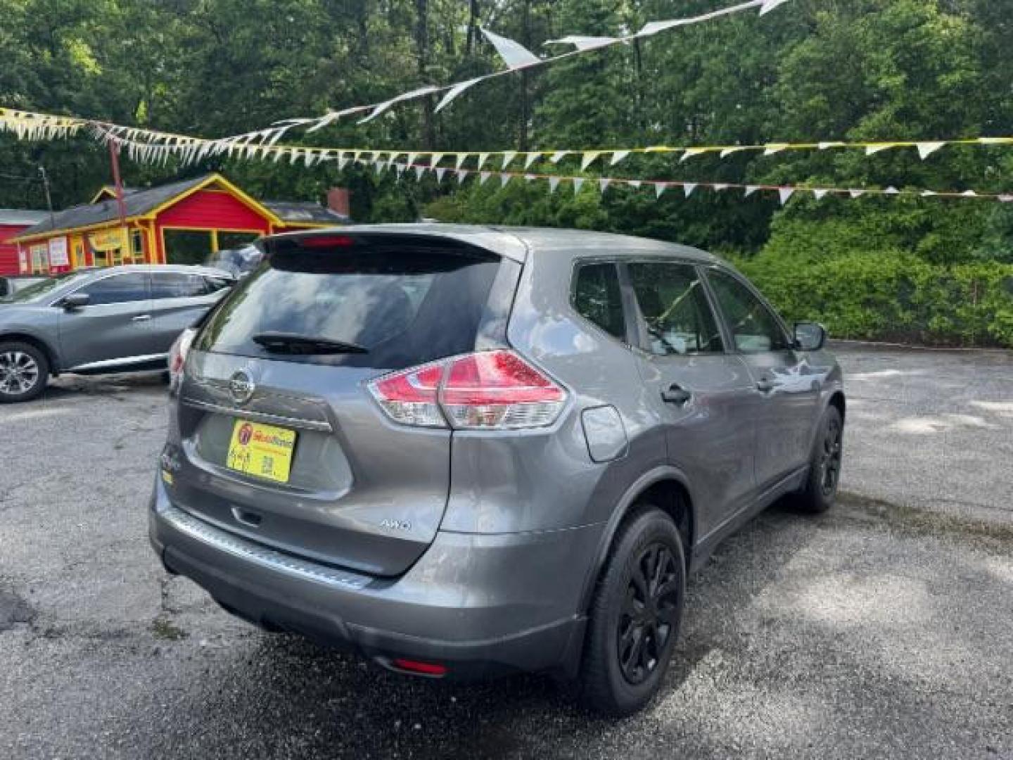 2016 Gray Nissan Rogue S AWD (KNMAT2MV0GP) with an 2.5L L4 DOHC 16V engine, Continuously Variabl transmission, located at 1806 Veterans Memorial Hwy SW, Austell, GA, 30168, (770) 944-9558, 33.817959, -84.606987 - Photo#2