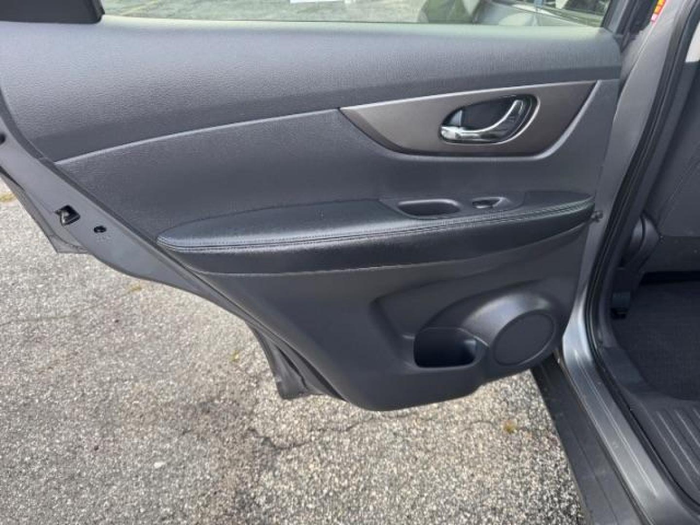 2016 Gray Nissan Rogue S AWD (KNMAT2MV0GP) with an 2.5L L4 DOHC 16V engine, Continuously Variabl transmission, located at 1806 Veterans Memorial Hwy SW, Austell, GA, 30168, (770) 944-9558, 33.817959, -84.606987 - Photo#9