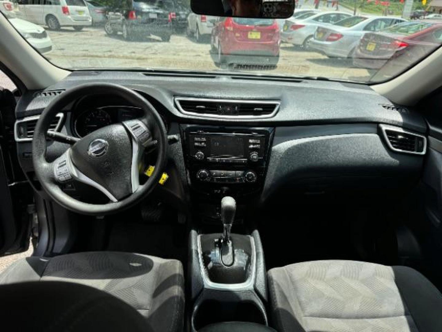 2016 Gray Nissan Rogue S AWD (KNMAT2MV0GP) with an 2.5L L4 DOHC 16V engine, Continuously Variabl transmission, located at 1806 Veterans Memorial Hwy SW, Austell, GA, 30168, (770) 944-9558, 33.817959, -84.606987 - Photo#11