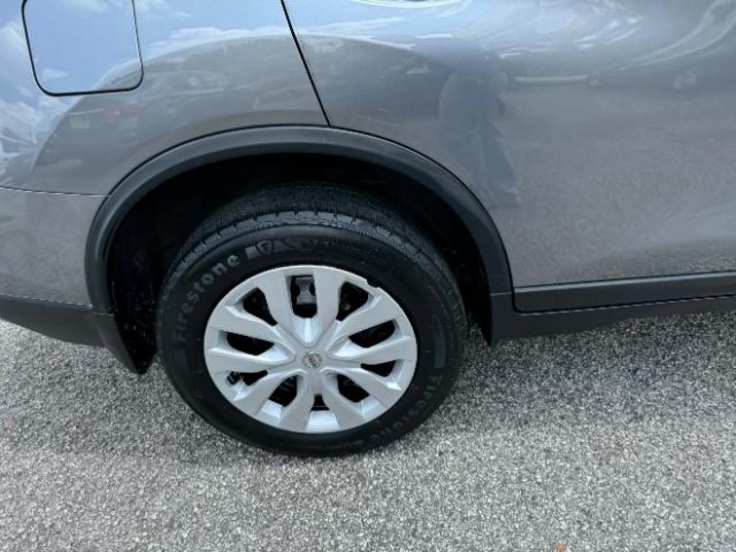 2016 Gray Nissan Rogue S AWD (KNMAT2MV0GP) with an 2.5L L4 DOHC 16V engine, Continuously Variabl transmission, located at 1806 Veterans Memorial Hwy SW, Austell, GA, 30168, (770) 944-9558, 33.817959, -84.606987 - Photo#21