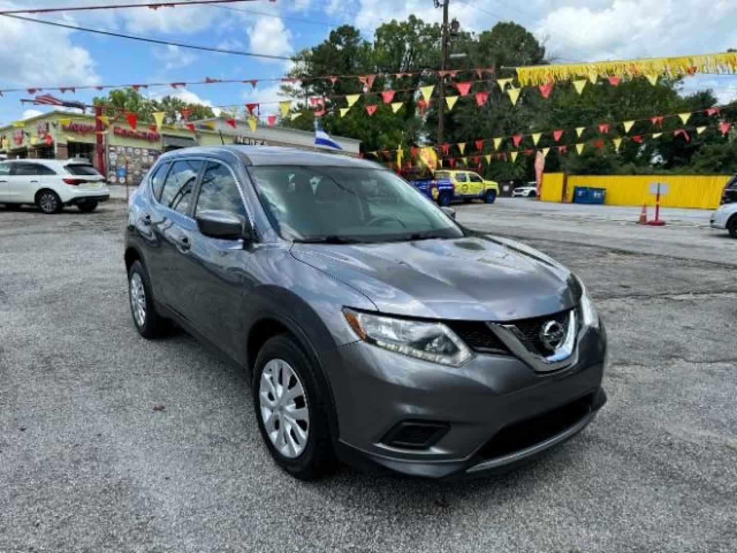 2016 Gray Nissan Rogue S AWD (KNMAT2MV0GP) with an 2.5L L4 DOHC 16V engine, Continuously Variabl transmission, located at 1806 Veterans Memorial Hwy SW, Austell, GA, 30168, (770) 944-9558, 33.817959, -84.606987 - Photo#2