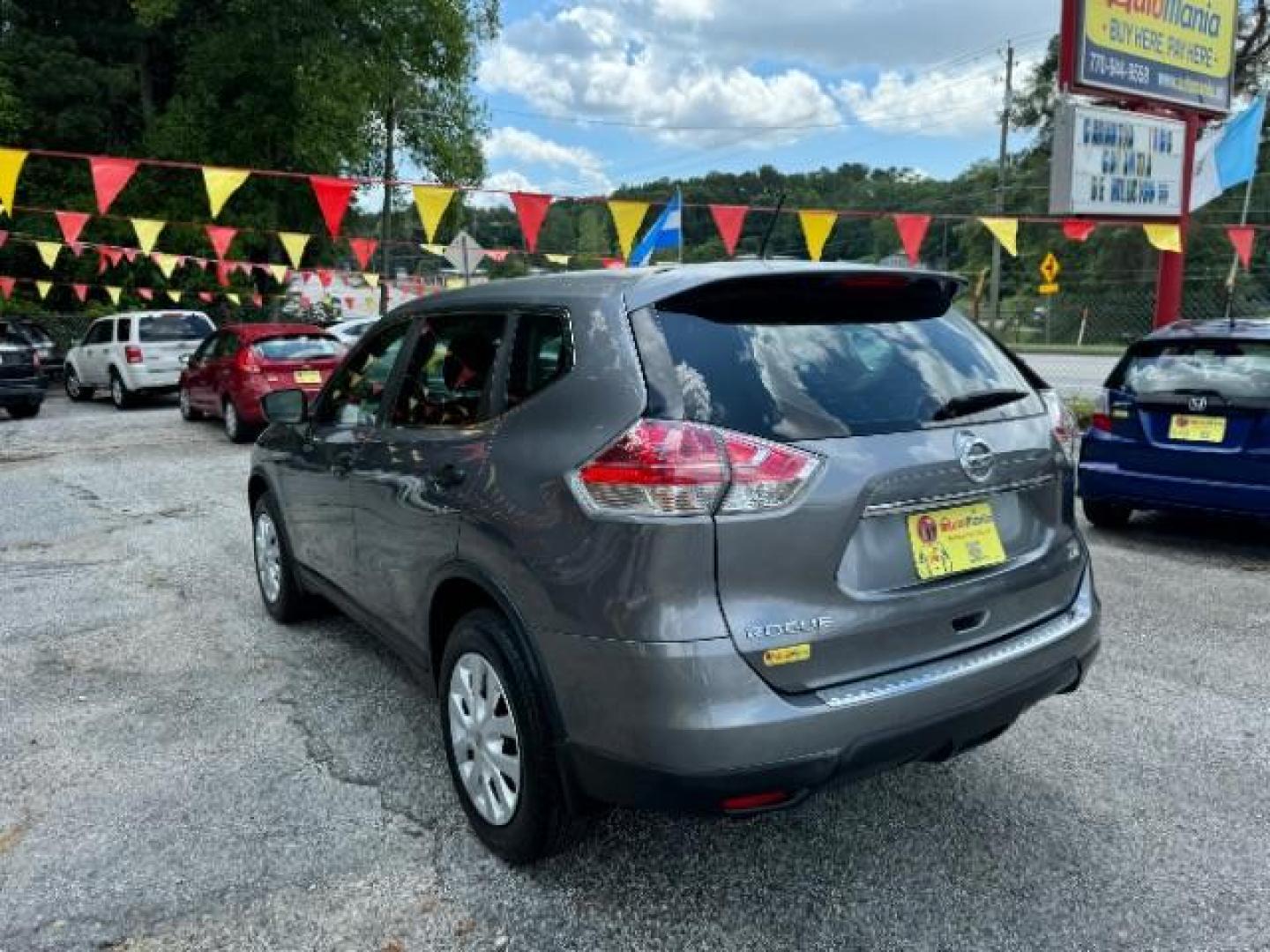 2016 Gray Nissan Rogue S AWD (KNMAT2MV0GP) with an 2.5L L4 DOHC 16V engine, Continuously Variabl transmission, located at 1806 Veterans Memorial Hwy SW, Austell, GA, 30168, (770) 944-9558, 33.817959, -84.606987 - Photo#5