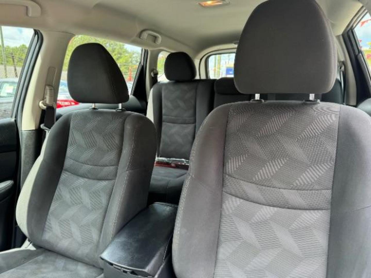 2016 Gray Nissan Rogue S AWD (KNMAT2MV0GP) with an 2.5L L4 DOHC 16V engine, Continuously Variabl transmission, located at 1806 Veterans Memorial Hwy SW, Austell, GA, 30168, (770) 944-9558, 33.817959, -84.606987 - Photo#8