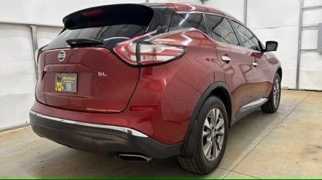 2015 Red Nissan Murano S (5N1AZ2MG7FN) with an 3.5L V6 DOHC 24V engine, Continuously Variable Transmission transmission, located at 1806 Veterans Memorial Hwy SW, Austell, GA, 30168, (770) 944-9558, 33.817959, -84.606987 - Photo#5