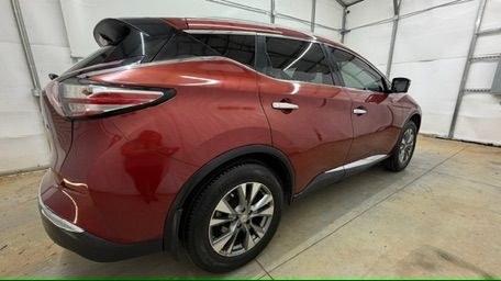 2015 Red Nissan Murano S (5N1AZ2MG7FN) with an 3.5L V6 DOHC 24V engine, Continuously Variable Transmission transmission, located at 1806 Veterans Memorial Hwy SW, Austell, GA, 30168, (770) 944-9558, 33.817959, -84.606987 - Photo#6
