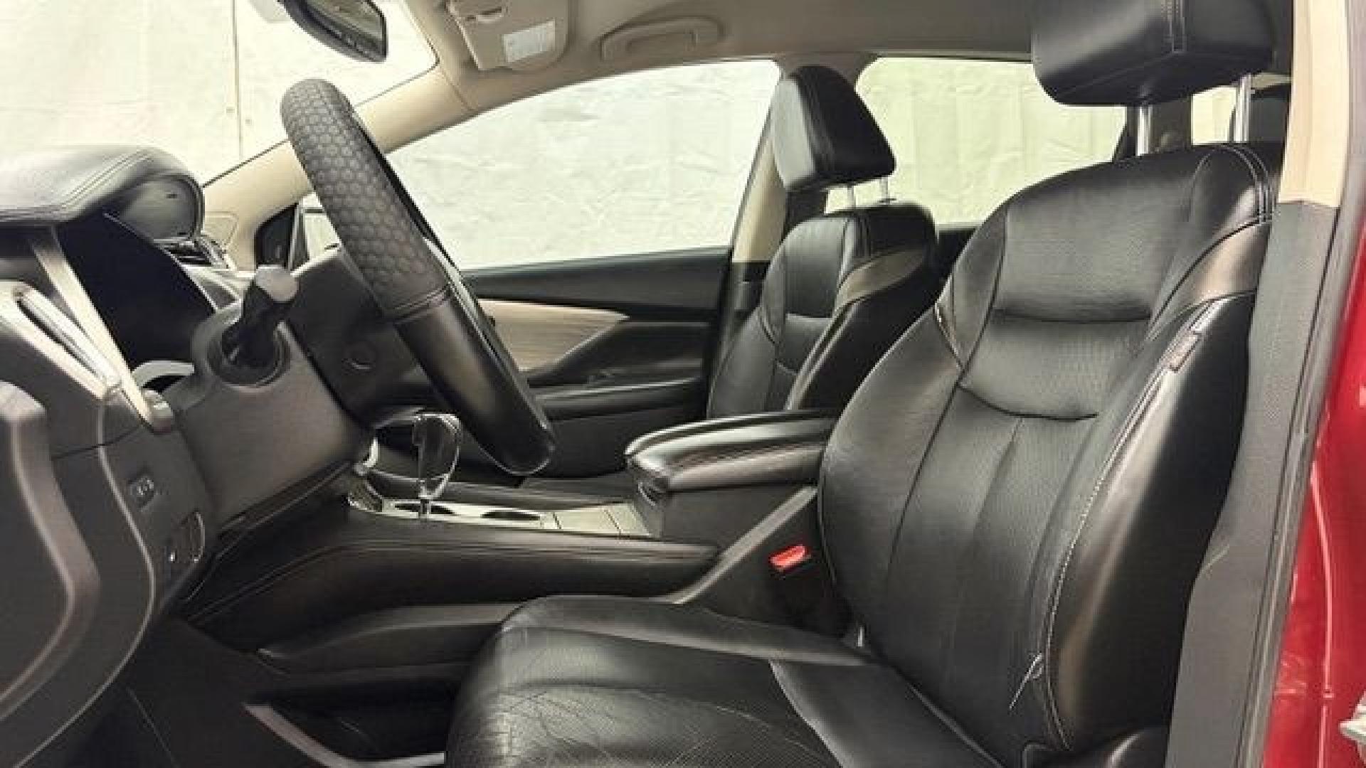 2015 Red Nissan Murano S (5N1AZ2MG7FN) with an 3.5L V6 DOHC 24V engine, Continuously Variable Transmission transmission, located at 1806 Veterans Memorial Hwy SW, Austell, GA, 30168, (770) 944-9558, 33.817959, -84.606987 - Photo#11