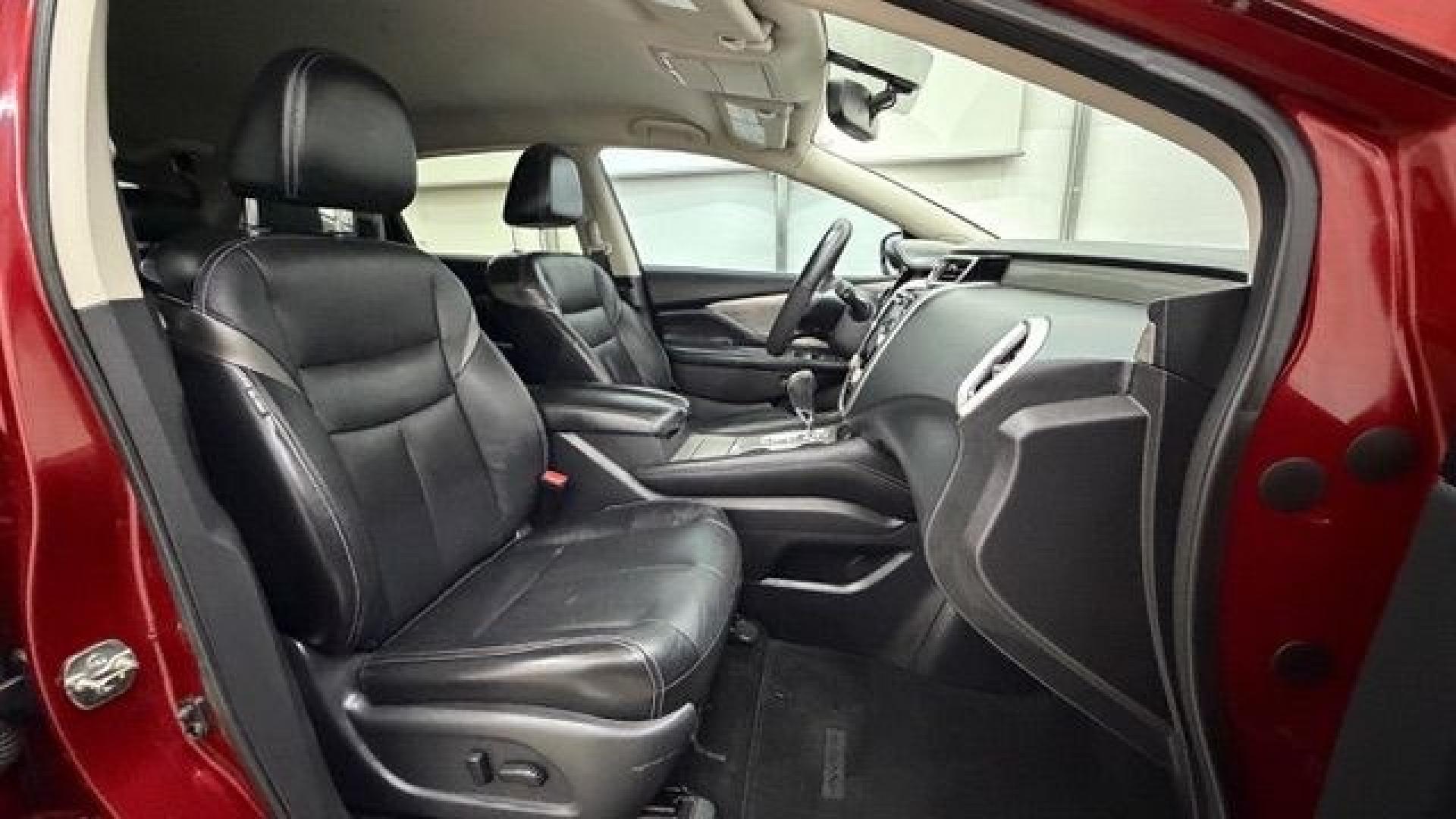2015 Red Nissan Murano S (5N1AZ2MG7FN) with an 3.5L V6 DOHC 24V engine, Continuously Variable Transmission transmission, located at 1806 Veterans Memorial Hwy SW, Austell, GA, 30168, (770) 944-9558, 33.817959, -84.606987 - Photo#18