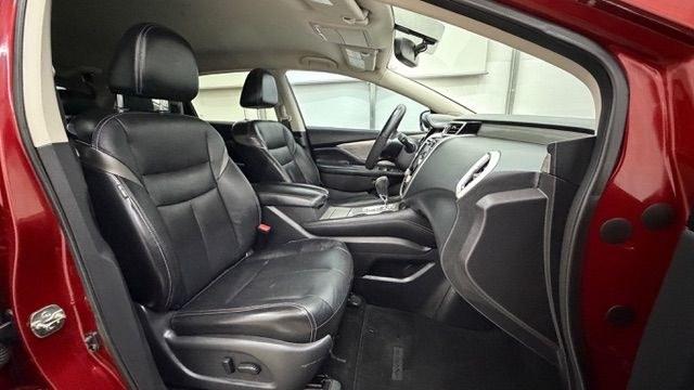 2015 Red Nissan Murano S (5N1AZ2MG7FN) with an 3.5L V6 DOHC 24V engine, Continuously Variable Transmission transmission, located at 1806 Veterans Memorial Hwy SW, Austell, GA, 30168, (770) 944-9558, 33.817959, -84.606987 - Photo#18