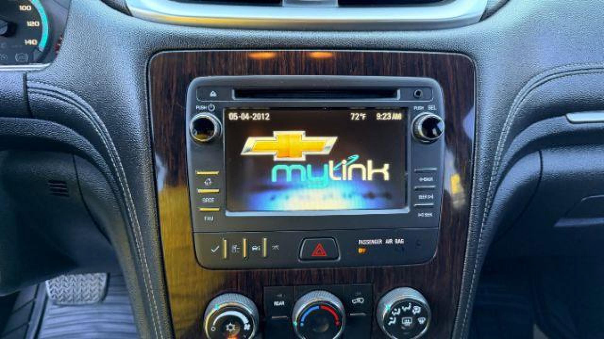 2016 Black Chevrolet Traverse 1LT FWD (1GNKRGKD0GJ) with an 3.6L V6 DOHC 24V engine, 6-Speed Automatic transmission, located at 1806 Veterans Memorial Hwy SW, Austell, GA, 30168, (770) 944-9558, 33.817959, -84.606987 - Photo#14