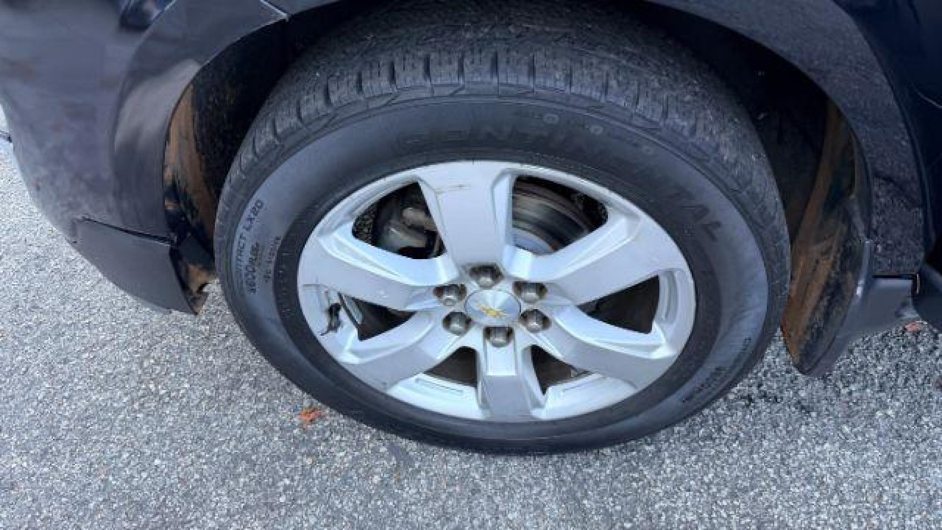 2016 Black Chevrolet Traverse 1LT FWD (1GNKRGKD0GJ) with an 3.6L V6 DOHC 24V engine, 6-Speed Automatic transmission, located at 1806 Veterans Memorial Hwy SW, Austell, GA, 30168, (770) 944-9558, 33.817959, -84.606987 - Photo#16