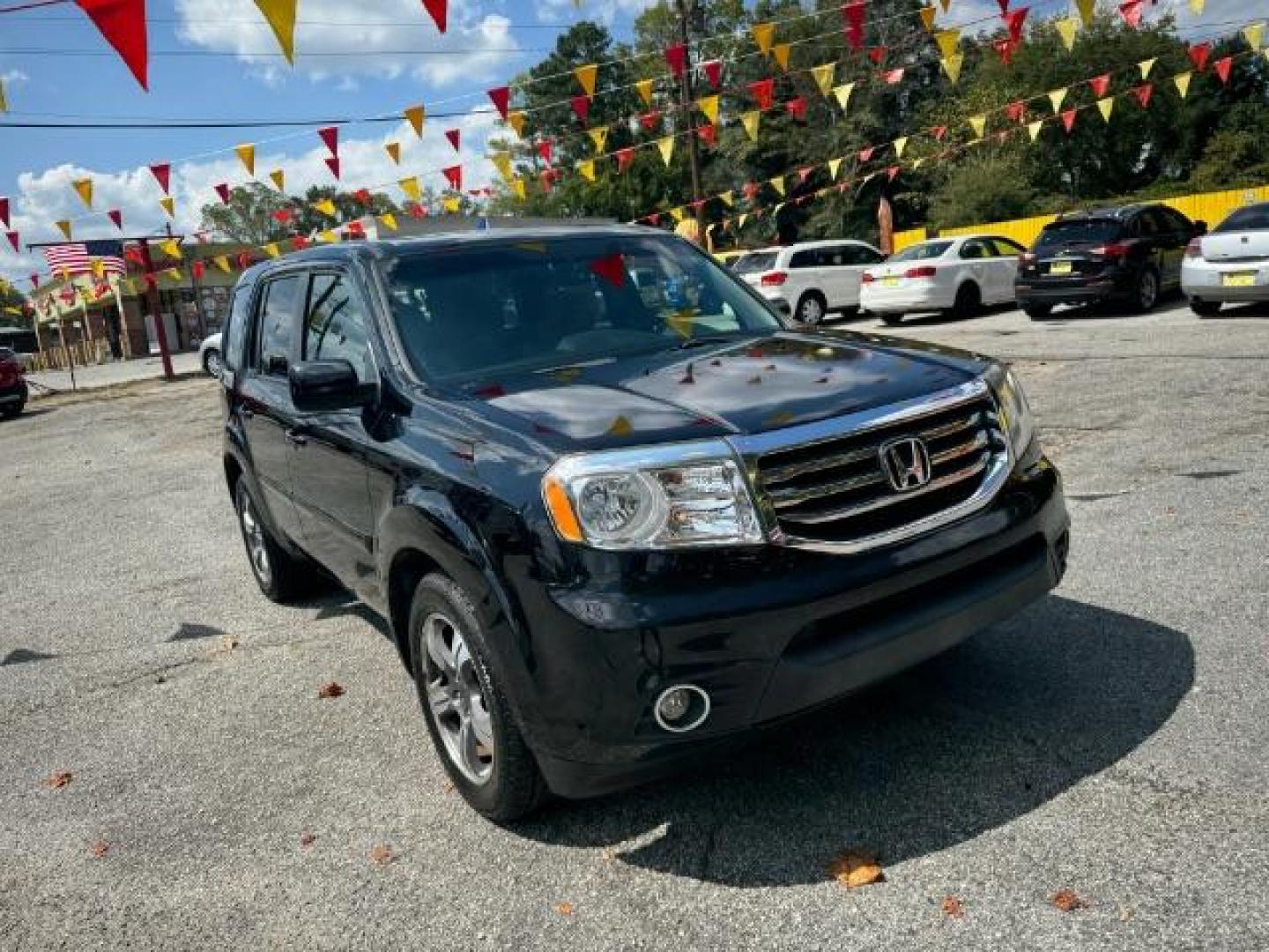 2015 Black Honda Pilot SE 4WD (5FNYF4H32FB) with an 3.5L V6 SOHC 24V engine, 5-Speed Automatic transmission, located at 1806 Veterans Memorial Hwy SW, Austell, GA, 30168, (770) 944-9558, 33.817959, -84.606987 - Photo#1