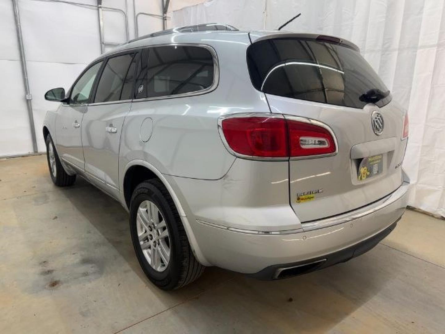 2015 Silver Buick Enclave Convenience FWD (5GAKRAKD5FJ) with an 3.6L V6 DOHC 24V engine, 6-Speed Automatic Ov transmission, located at 1806 Veterans Memorial Hwy SW, Austell, GA, 30168, (770) 944-9558, 33.817959, -84.606987 - Photo#3