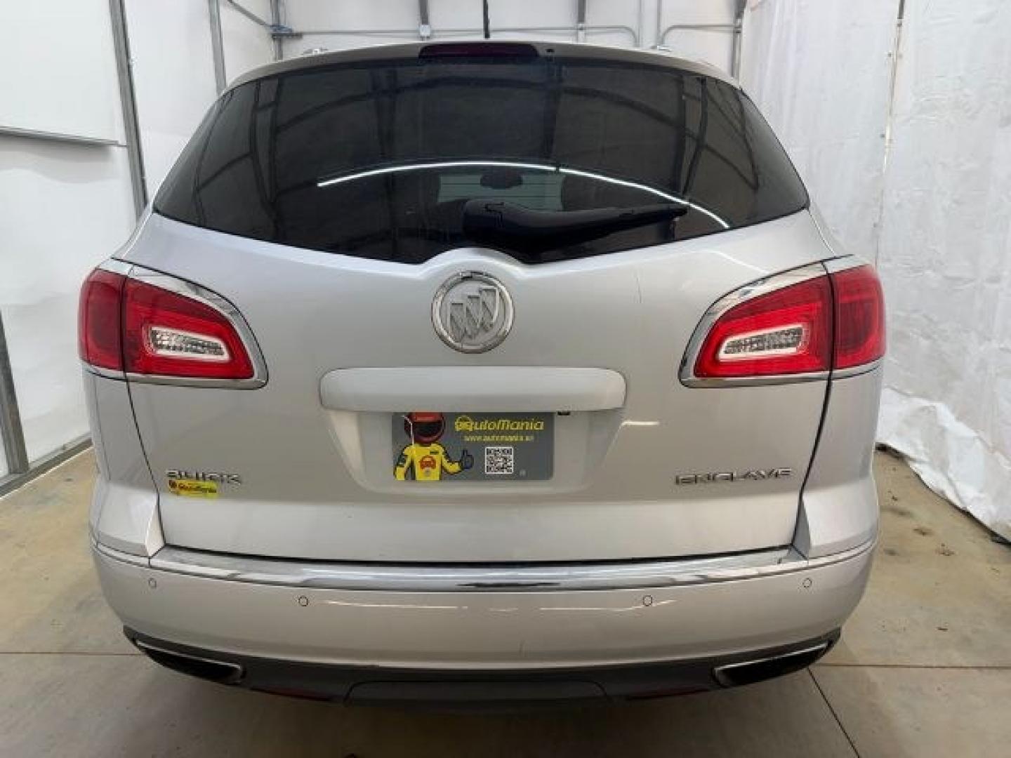 2015 Silver Buick Enclave Convenience FWD (5GAKRAKD5FJ) with an 3.6L V6 DOHC 24V engine, 6-Speed Automatic Ov transmission, located at 1806 Veterans Memorial Hwy SW, Austell, GA, 30168, (770) 944-9558, 33.817959, -84.606987 - Photo#4