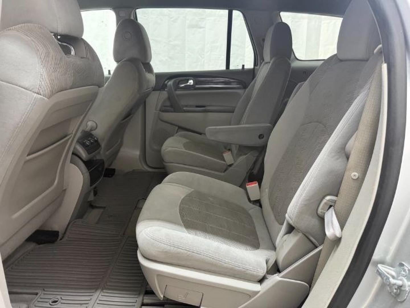 2015 Silver Buick Enclave Convenience FWD (5GAKRAKD5FJ) with an 3.6L V6 DOHC 24V engine, 6-Speed Automatic Ov transmission, located at 1806 Veterans Memorial Hwy SW, Austell, GA, 30168, (770) 944-9558, 33.817959, -84.606987 - Photo#13
