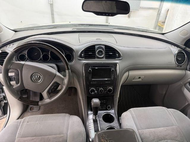 2015 Silver Buick Enclave Convenience FWD (5GAKRAKD5FJ) with an 3.6L V6 DOHC 24V engine, 6-Speed Automatic Ov transmission, located at 1806 Veterans Memorial Hwy SW, Austell, GA, 30168, (770) 944-9558, 33.817959, -84.606987 - Photo#15