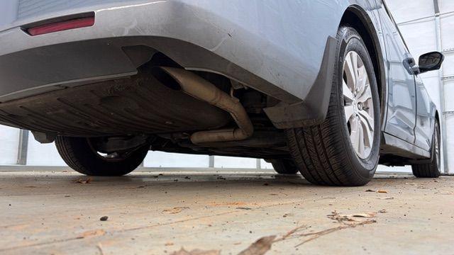 2014 Blue Honda Odyssey EX-L (5FNRL5H61EB) with an 3.5L V6 SOHC 24V engine, 6-Speed Automatic transmission, located at 1806 Veterans Memorial Hwy SW, Austell, GA, 30168, (770) 944-9558, 33.817959, -84.606987 - Photo#22