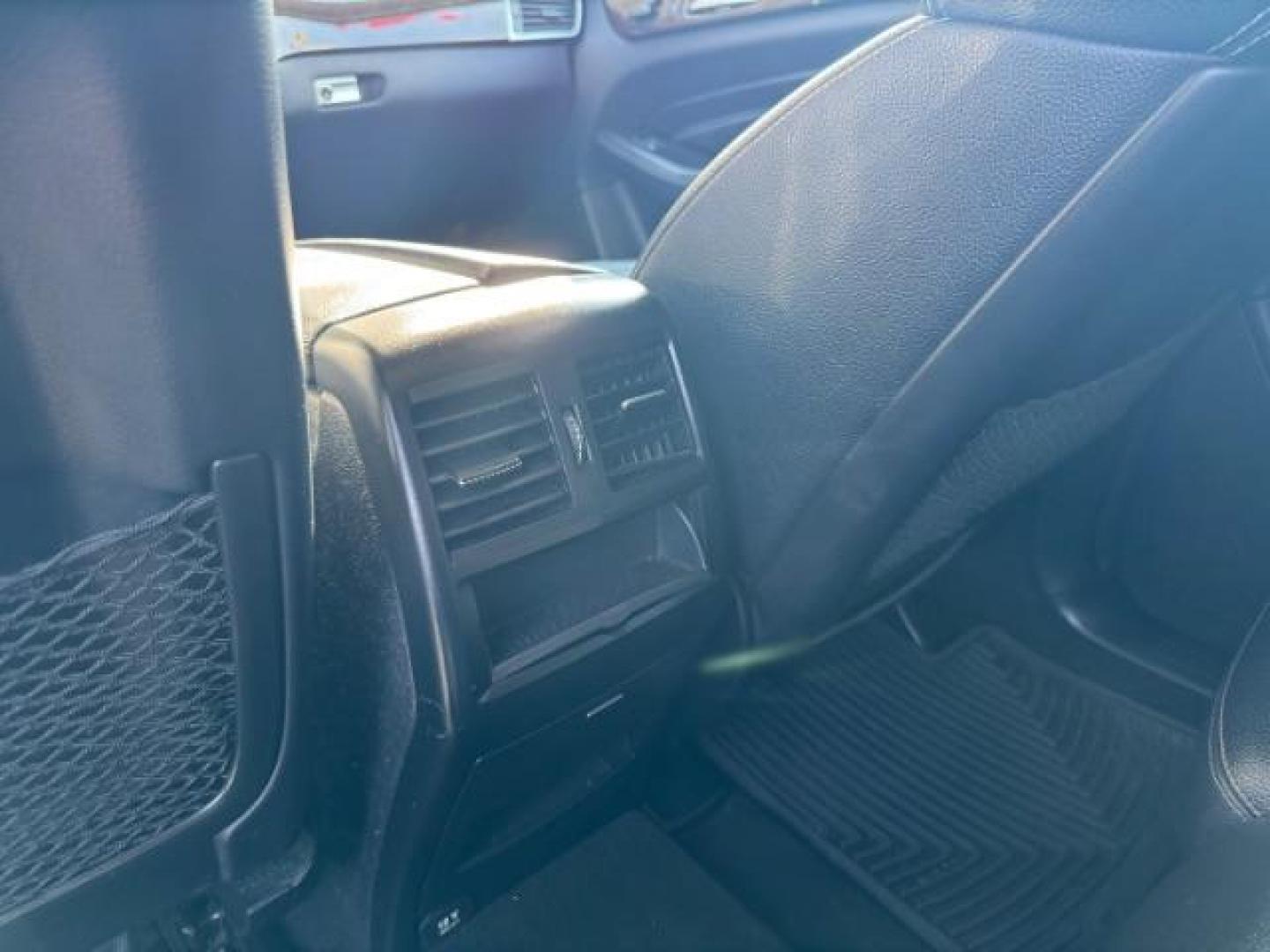 2014 Black Mercedes-Benz M-Class ML350 (4JGDA5JB5EA) with an 3.5L V6 DOHC 24V engine, 7-Speed Automatic transmission, located at 1806 Veterans Memorial Hwy SW, Austell, GA, 30168, (770) 944-9558, 33.817959, -84.606987 - Photo#19
