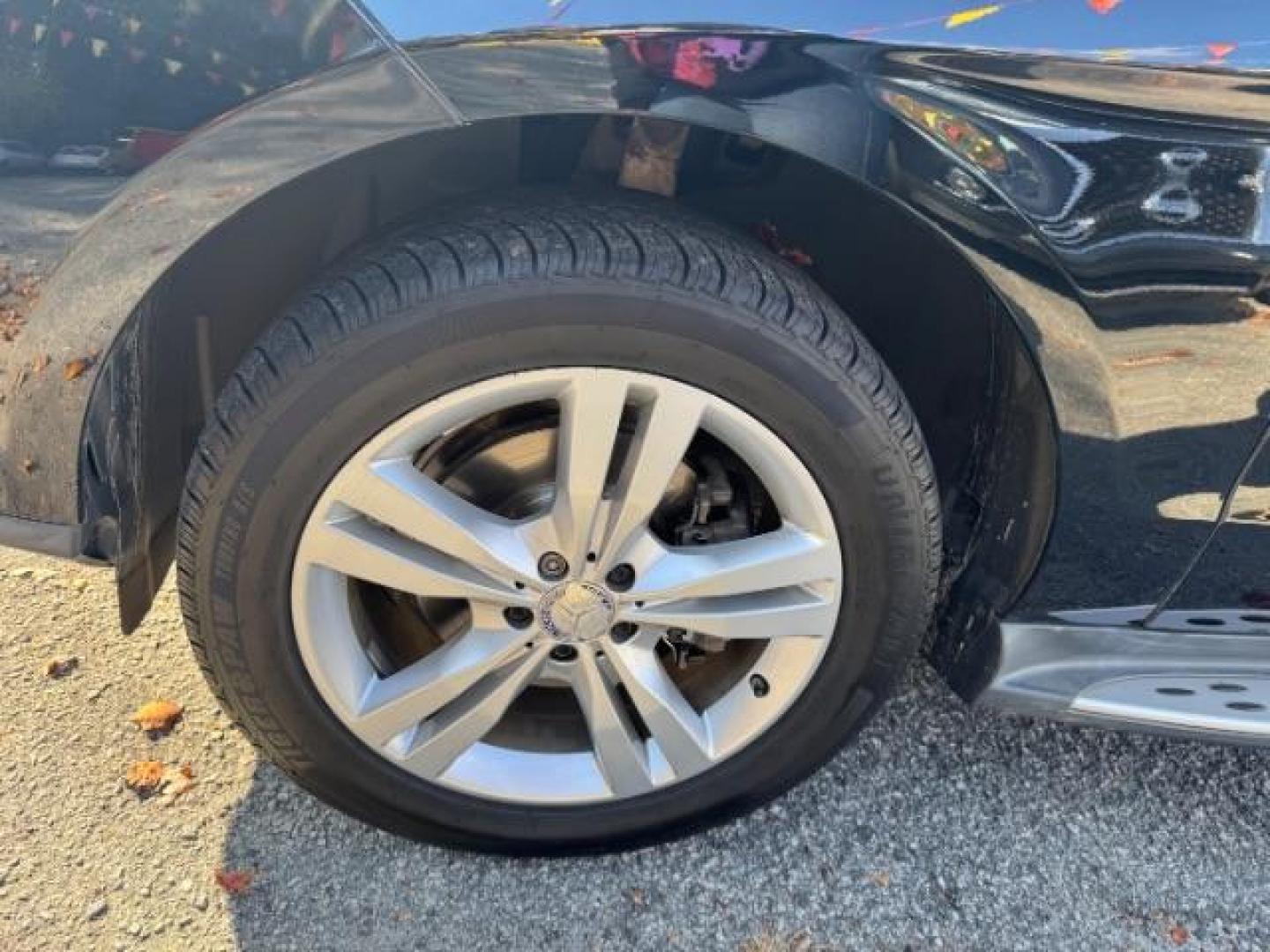 2014 Black Mercedes-Benz M-Class ML350 (4JGDA5JB5EA) with an 3.5L V6 DOHC 24V engine, 7-Speed Automatic transmission, located at 1806 Veterans Memorial Hwy SW, Austell, GA, 30168, (770) 944-9558, 33.817959, -84.606987 - Photo#22