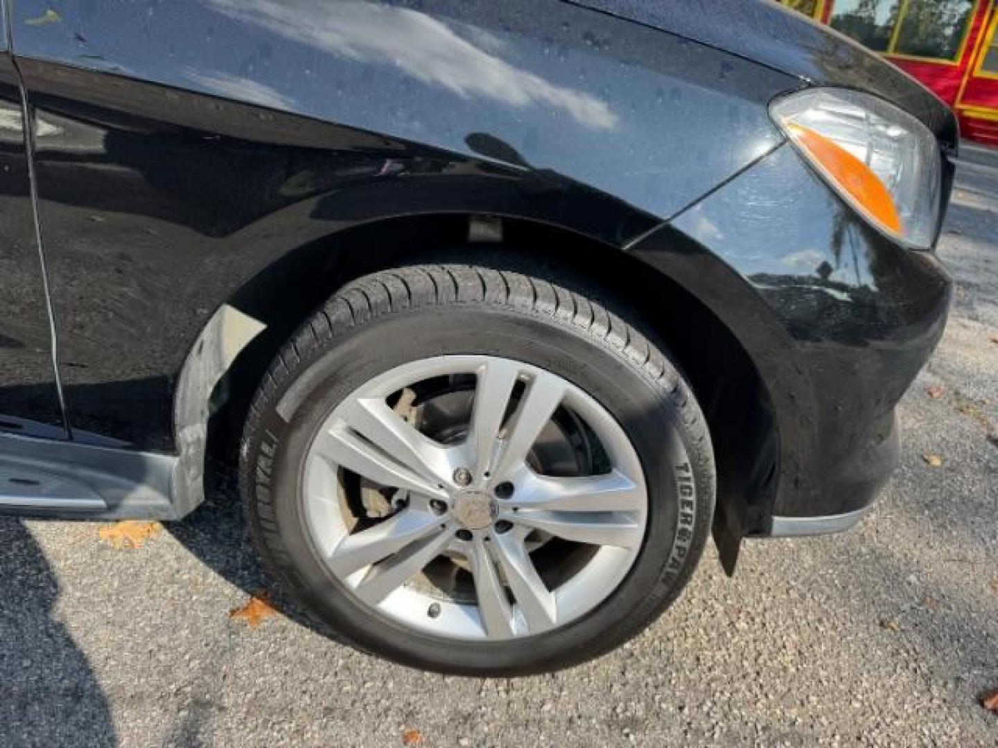 2014 Black Mercedes-Benz M-Class ML350 (4JGDA5JB5EA) with an 3.5L V6 DOHC 24V engine, 7-Speed Automatic transmission, located at 1806 Veterans Memorial Hwy SW, Austell, GA, 30168, (770) 944-9558, 33.817959, -84.606987 - Photo#24
