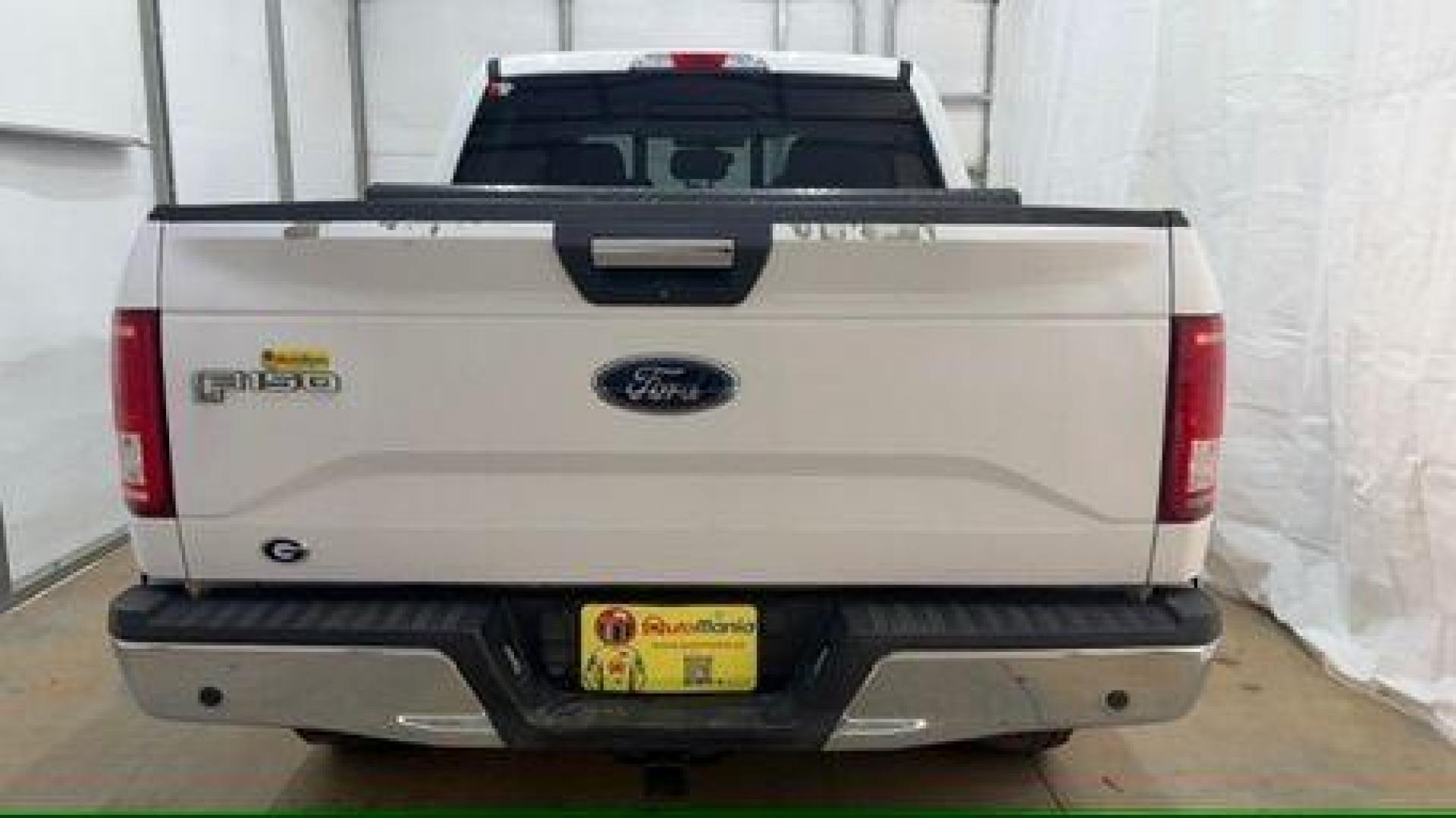 2017 White Ford F-150 XLT (1FTEW1EF1HK) with an 3.5L V-6 DOHC engine, located at 1806 Veterans Memorial Hwy SW, Austell, GA, 30168, (770) 944-9558, 33.817959, -84.606987 - Photo#4