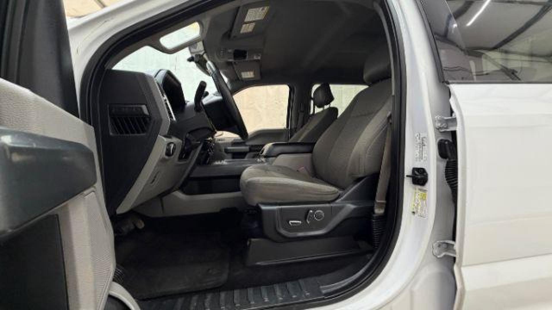 2017 White Ford F-150 XLT (1FTEW1EF1HK) with an 3.5L V-6 DOHC engine, located at 1806 Veterans Memorial Hwy SW, Austell, GA, 30168, (770) 944-9558, 33.817959, -84.606987 - Photo#14