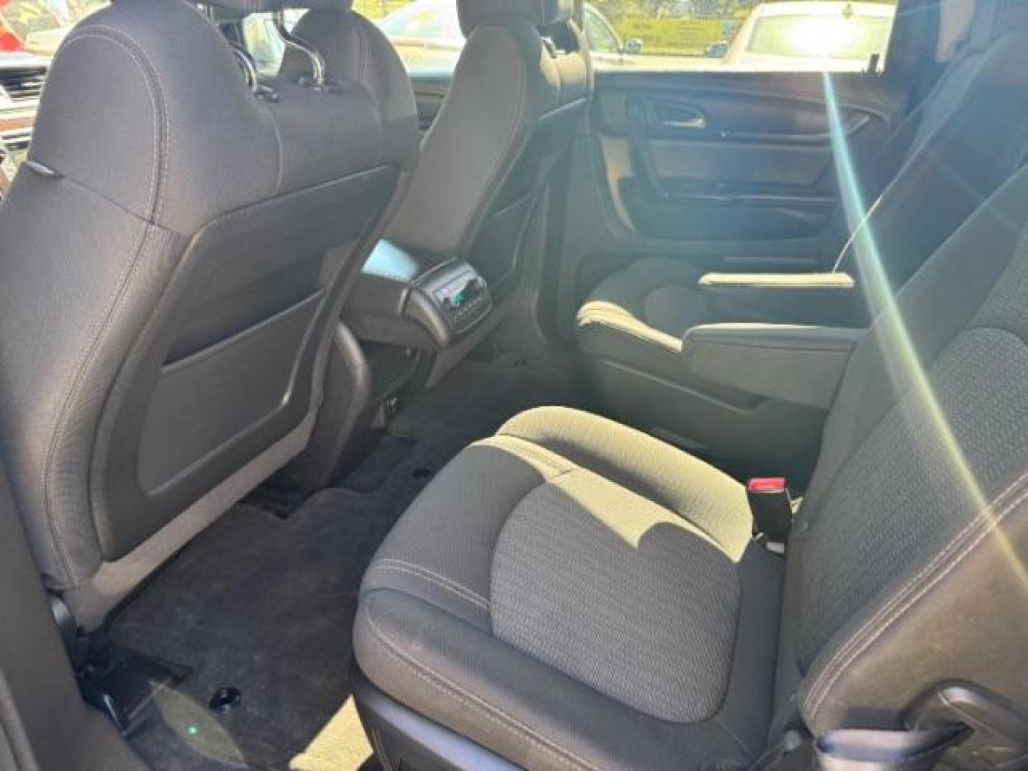 2016 Silver Chevrolet Traverse 2LT AWD (1GNKVHKD5GJ) with an 3.6L V6 DOHC 24V engine, 6-Speed Automatic transmission, located at 1806 Veterans Memorial Hwy SW, Austell, GA, 30168, (770) 944-9558, 33.817959, -84.606987 - Photo#9