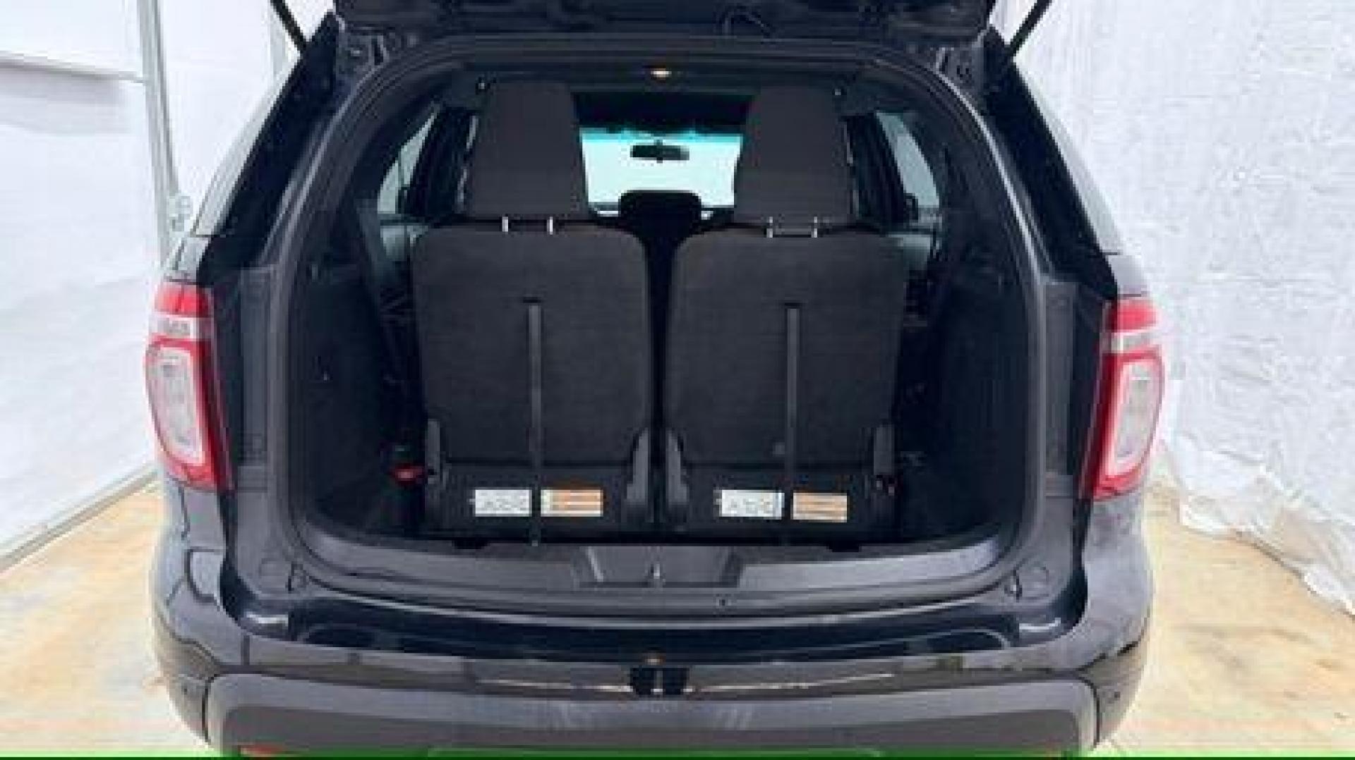 2013 BLACK /BLACK Ford Explorer XLT FWD (1FM5K7D8XDG) with an 3.5L V6 DOHC 24V engine, 6-Speed Automatic transmission, located at 1806 Veterans Memorial Hwy SW, Austell, GA, 30168, (770) 944-9558, 33.817959, -84.606987 - Photo#5