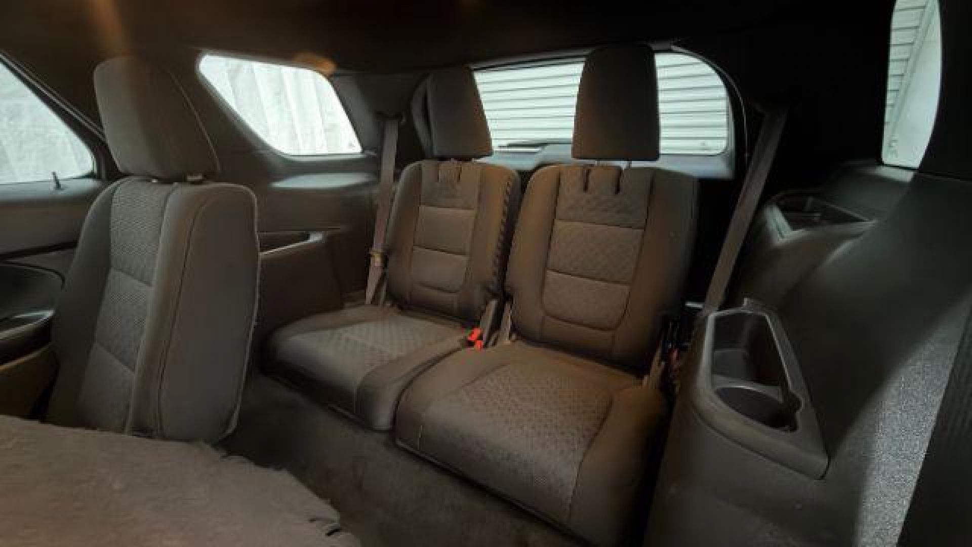 2013 BLACK /BLACK Ford Explorer XLT FWD (1FM5K7D8XDG) with an 3.5L V6 DOHC 24V engine, 6-Speed Automatic transmission, located at 1806 Veterans Memorial Hwy SW, Austell, GA, 30168, (770) 944-9558, 33.817959, -84.606987 - Photo#16