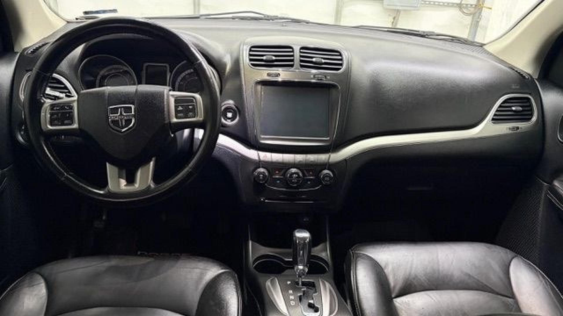 2018 White Dodge Journey Crossroad FWD (3C4PDCGG2JT) with an 3.6L V6 DOHC 24V engine, 4-Speed Automatic transmission, located at 1806 Veterans Memorial Hwy SW, Austell, GA, 30168, (770) 944-9558, 33.817959, -84.606987- Photo#15