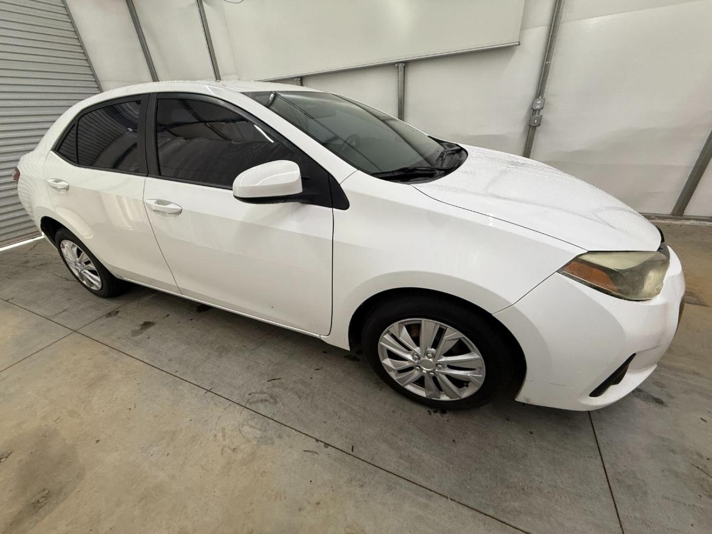2014 White Toyota Corolla LE CVT (2T1BURHE1EC) with an 1.8L L4 DOHC 16V engine, Continuously Variabl transmission, located at 1806 Veterans Memorial Hwy SW, Austell, GA, 30168, (770) 944-9558, 33.817959, -84.606987- Photo#7