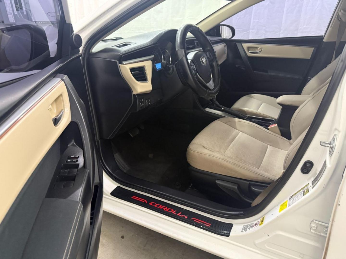 2014 White Toyota Corolla LE CVT (2T1BURHE1EC) with an 1.8L L4 DOHC 16V engine, Continuously Variabl transmission, located at 1806 Veterans Memorial Hwy SW, Austell, GA, 30168, (770) 944-9558, 33.817959, -84.606987- Photo#10