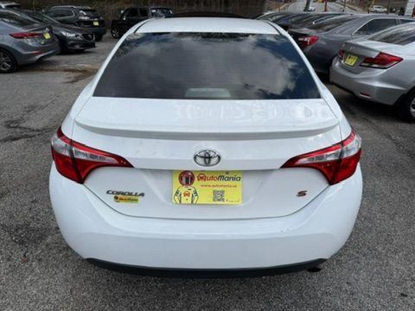 2014 White Toyota Corolla LE CVT (2T1BURHE1EC) with an 1.8L L4 DOHC 16V engine, Continuously Variable Transmission transmission, located at 1806 Veterans Memorial Hwy SW, Austell, GA, 30168, (770) 944-9558, 33.817959, -84.606987 - Photo#5