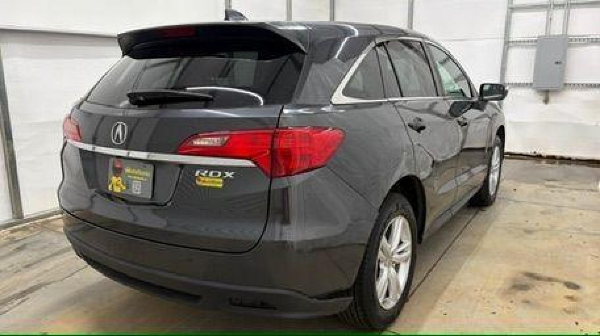 2015 Gray Acura RDX 6-Spd AT (5J8TB3H34FL) with an 3.5L V6 DOHC 24V engine, 6-Speed Automatic transmission, located at 1806 Veterans Memorial Hwy SW, Austell, GA, 30168, (770) 944-9558, 33.817959, -84.606987 - Photo#5