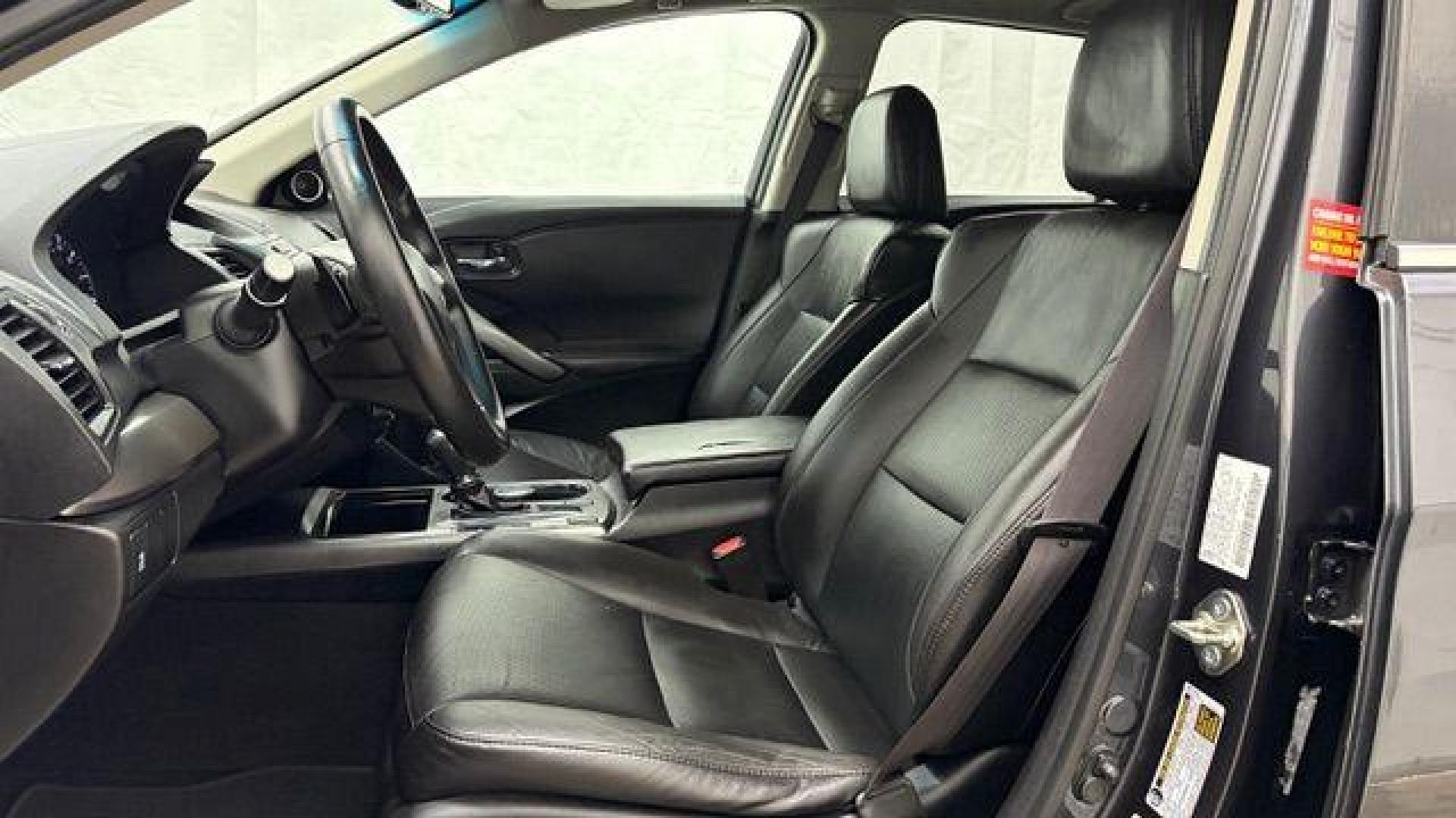 2015 Gray Acura RDX 6-Spd AT (5J8TB3H34FL) with an 3.5L V6 DOHC 24V engine, 6-Speed Automatic transmission, located at 1806 Veterans Memorial Hwy SW, Austell, GA, 30168, (770) 944-9558, 33.817959, -84.606987 - Photo#11