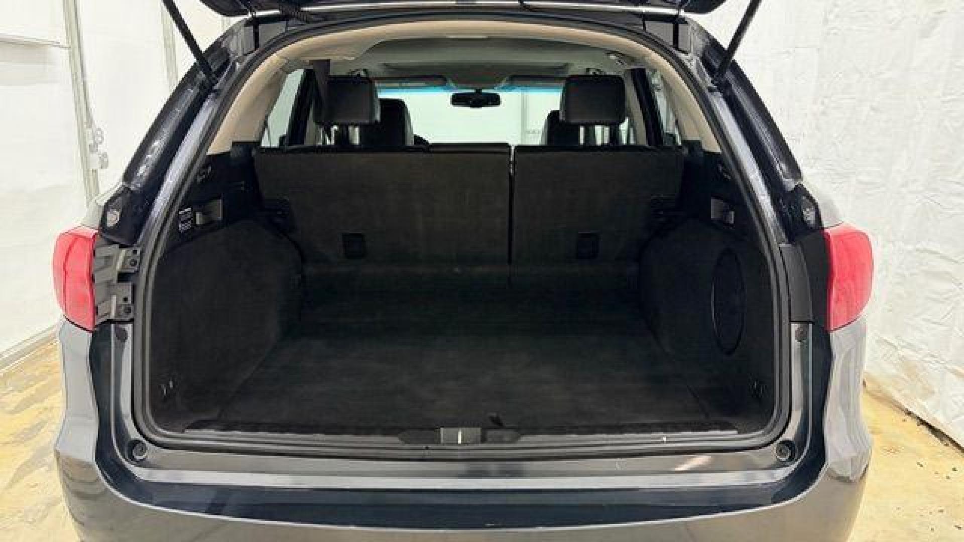 2015 Gray Acura RDX 6-Spd AT (5J8TB3H34FL) with an 3.5L V6 DOHC 24V engine, 6-Speed Automatic transmission, located at 1806 Veterans Memorial Hwy SW, Austell, GA, 30168, (770) 944-9558, 33.817959, -84.606987 - Photo#16