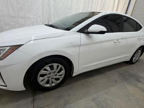 2019 Hyundai Elantra SE 6AT