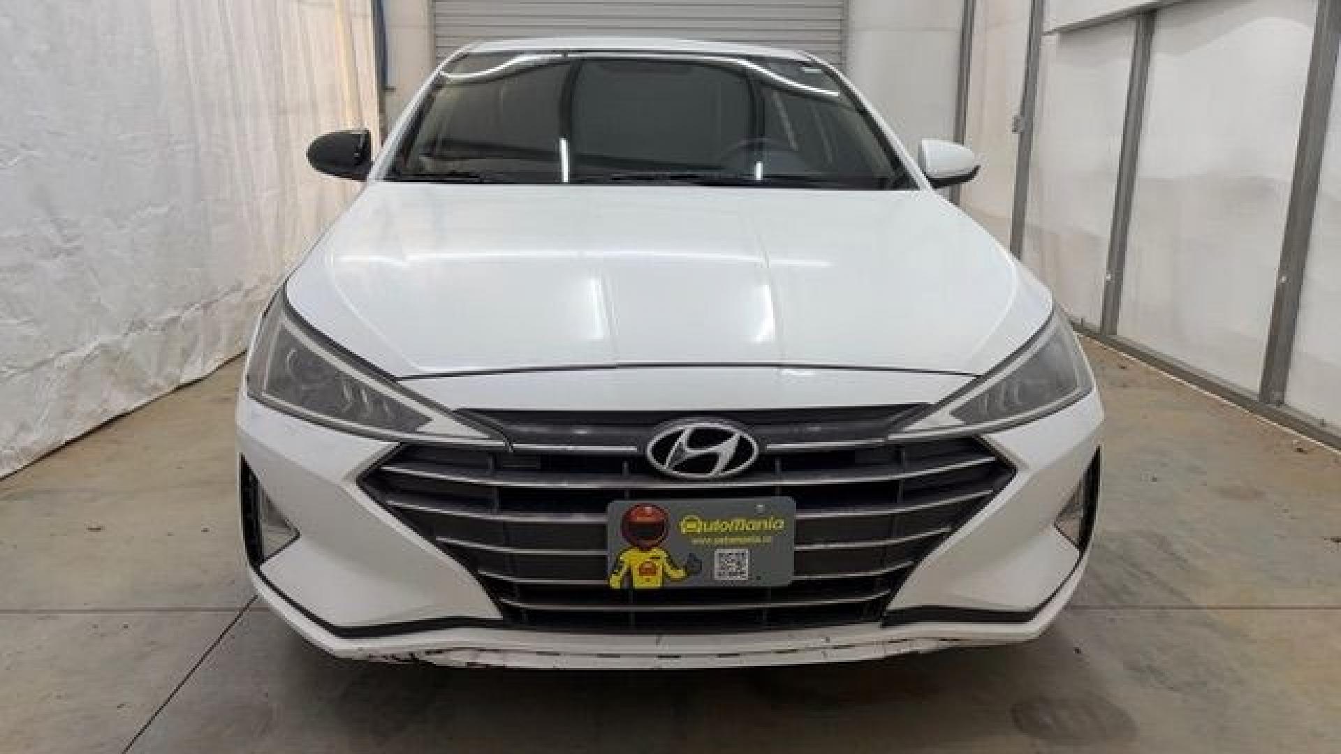 2019 White Hyundai Elantra SE 6AT (5NPD74LFXKH) with an 1.8L L4 DOHC 16V engine, 6-Speed Automatic transmission, located at 1806 Veterans Memorial Hwy SW, Austell, GA, 30168, (770) 944-9558, 33.817959, -84.606987 - Why Choose Automania? At Automania, we make car buying easy and stress-free, with over 20 years serving Austell, GA and the surrounding communities. WE FINANCE GOOD AND NOT SO GOOD CREDIT, we work with all credit types, and every vehicle comes with a free vehicle history report so you know its backg- Photo#9