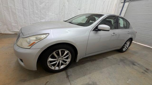 2008 Silver Infiniti G35 Journey (JNKBV61E58M) with an 3.5L V6 DOHC 24V engine, 5-Speed Automatic transmission, located at 1806 Veterans Memorial Hwy SW, Austell, GA, 30168, (770) 944-9558, 33.817959, -84.606987 - Photo#1