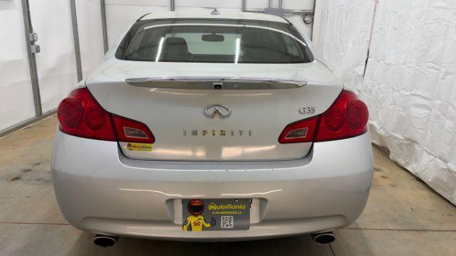 2008 Silver Infiniti G35 Journey (JNKBV61E58M) with an 3.5L V6 DOHC 24V engine, 5-Speed Automatic transmission, located at 1806 Veterans Memorial Hwy SW, Austell, GA, 30168, (770) 944-9558, 33.817959, -84.606987 - Photo#4