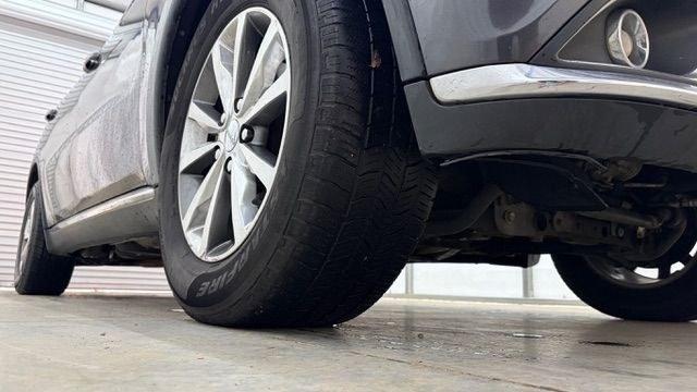 2015 Gray Dodge Durango Limited 2WD (1C4RDHDG7FC) with an 3.6L V6 DOHC 24V engine, 8-Speed Automatic transmission, located at 1806 Veterans Memorial Hwy SW, Austell, GA, 30168, (770) 944-9558, 33.817959, -84.606987 - This Dodge Durango has passed a 100+ point inspection performed in our own service center. It's in great condition and runs awesome. The interior is really clean. The rear tires are new and the front tires are in good condition. The only blemish to note is a large dent on the rear quarter panel. Com- Photo#20