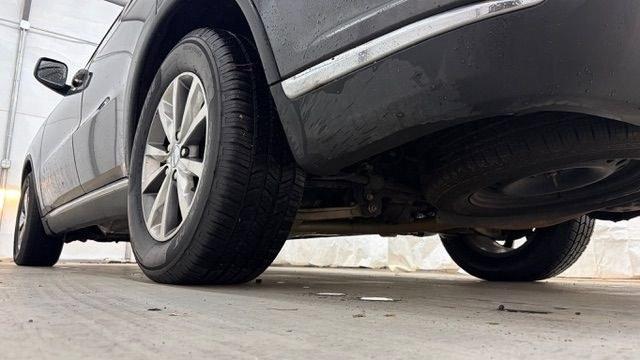 2015 Gray Dodge Durango Limited 2WD (1C4RDHDG7FC) with an 3.6L V6 DOHC 24V engine, 8-Speed Automatic transmission, located at 1806 Veterans Memorial Hwy SW, Austell, GA, 30168, (770) 944-9558, 33.817959, -84.606987 - This Dodge Durango has passed a 100+ point inspection performed in our own service center. It's in great condition and runs awesome. The interior is really clean. The rear tires are new and the front tires are in good condition. The only blemish to note is a large dent on the rear quarter panel. Com- Photo#22
