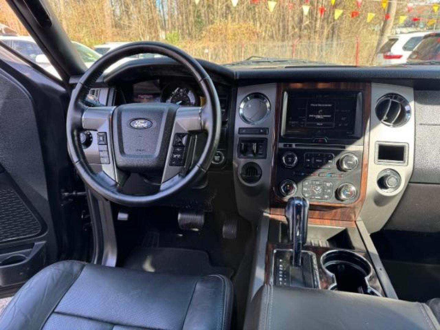 2015 Black Ford Expedition Platinum 2WD (1FMJU1LT3FE) with an 3.5L V6 DOHC 24V FFV engine, 6-Speed Automatic transmission, located at 1806 Veterans Memorial Hwy SW, Austell, GA, 30168, (770) 944-9558, 33.817959, -84.606987 - Photo#12