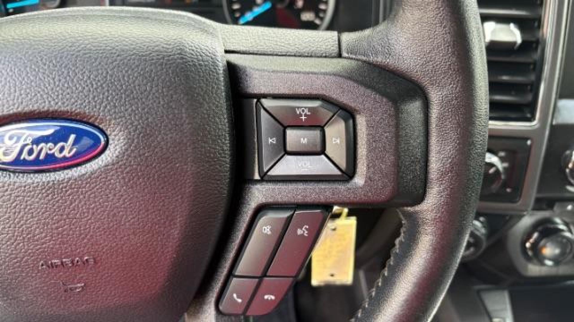 2018 Gray Ford F-150 XLT SuperCrew 6.5-ft. Bed 4WD (1FTEW1EG0JF) with an 3.5L V6 TURBO engine, 6-Speed Automatic transmission, located at 1806 Veterans Memorial Hwy SW, Austell, GA, 30168, (770) 944-9558, 33.817959, -84.606987 - Photo#12