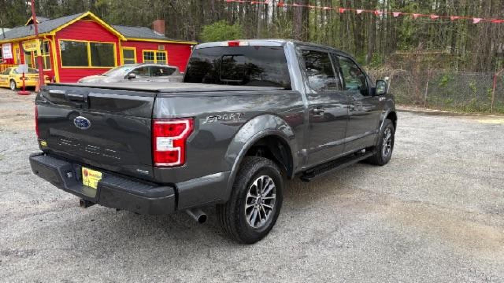 2018 Gray Ford F-150 XLT SuperCrew 6.5-ft. Bed 4WD (1FTEW1EG0JF) with an 3.5L V6 TURBO engine, 6-Speed Automatic transmission, located at 1806 Veterans Memorial Hwy SW, Austell, GA, 30168, (770) 944-9558, 33.817959, -84.606987 - Photo#5
