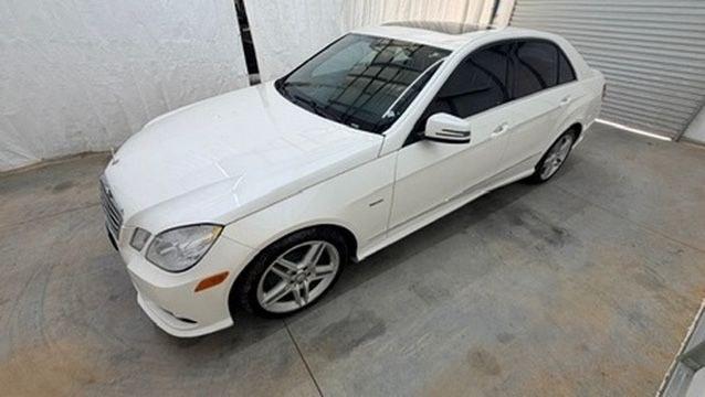 2012 White Mercedes-Benz E-Class E350 Sedan (WDDHF5KB0CA) with an 3.5L V6 DOHC 24V engine, 7-Speed Automatic transmission, located at 1806 Veterans Memorial Hwy SW, Austell, GA, 30168, (770) 944-9558, 33.817959, -84.606987- Photo#1