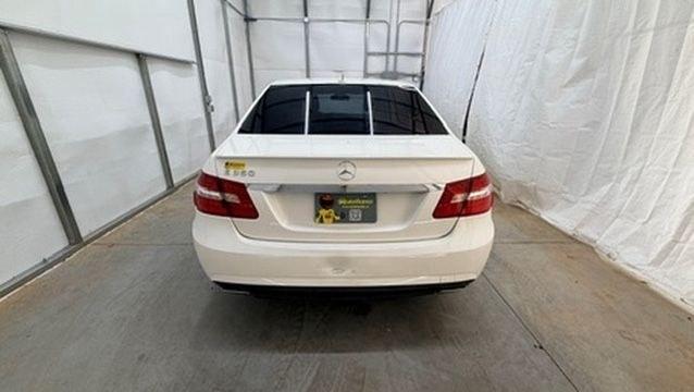 2012 White Mercedes-Benz E-Class E350 Sedan (WDDHF5KB0CA) with an 3.5L V6 DOHC 24V engine, 7-Speed Automatic transmission, located at 1806 Veterans Memorial Hwy SW, Austell, GA, 30168, (770) 944-9558, 33.817959, -84.606987- Photo#4