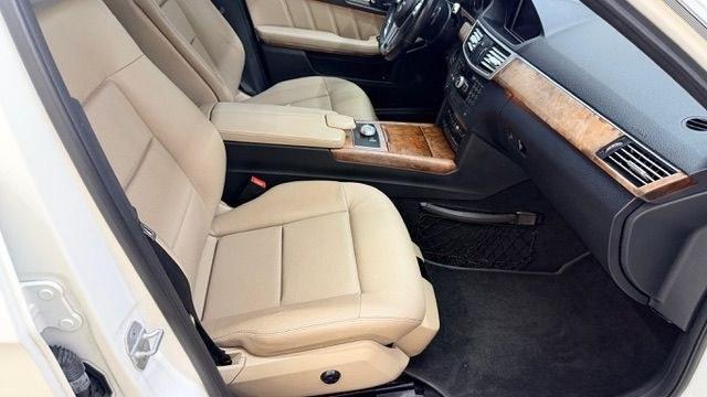 2012 White Mercedes-Benz E-Class E350 Sedan (WDDHF5KB0CA) with an 3.5L V6 DOHC 24V engine, 7-Speed Automatic transmission, located at 1806 Veterans Memorial Hwy SW, Austell, GA, 30168, (770) 944-9558, 33.817959, -84.606987- Photo#16