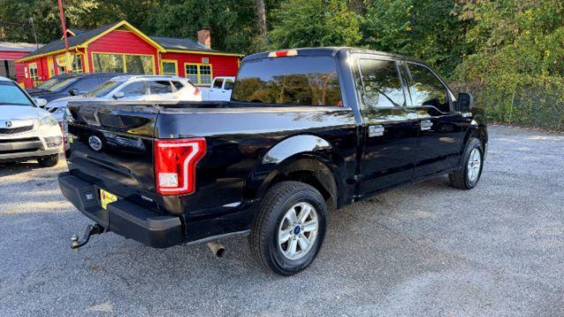 2016 Black Ford F-150 XLT SuperCrew 6.5-ft (1FTEW1CFXGF) with an 5.0L V8 engine, 6-Speed Automatic transmission, located at 1806 Veterans Memorial Hwy SW, Austell, GA, 30168, (770) 944-9558, 33.817959, -84.606987 - Photo#3